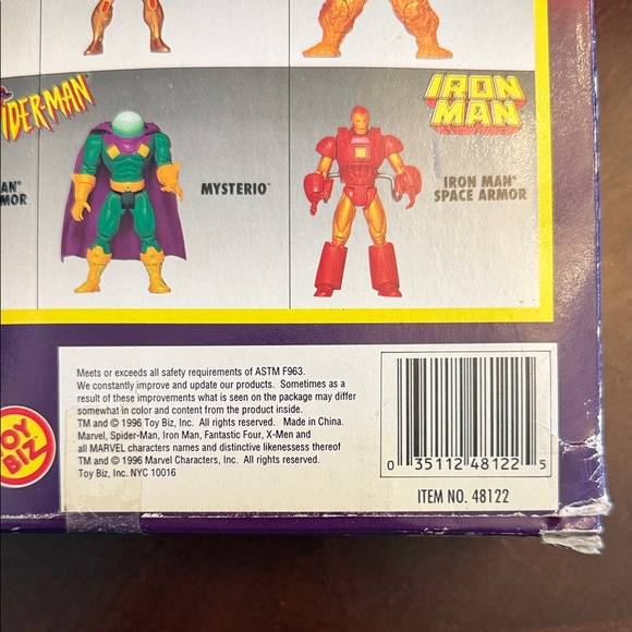 Vintage X-Men Rogue Deluxe Edition Action Figure (1996) - Picture 2 of 6